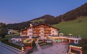 Apparthotel Talhof, Restaurant, Pool und Spa